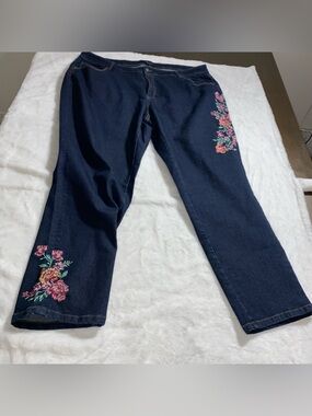 Denim 24/7 Jeans Women 22W Unique Floral Embroidered Jeans Dark Blue Stretch